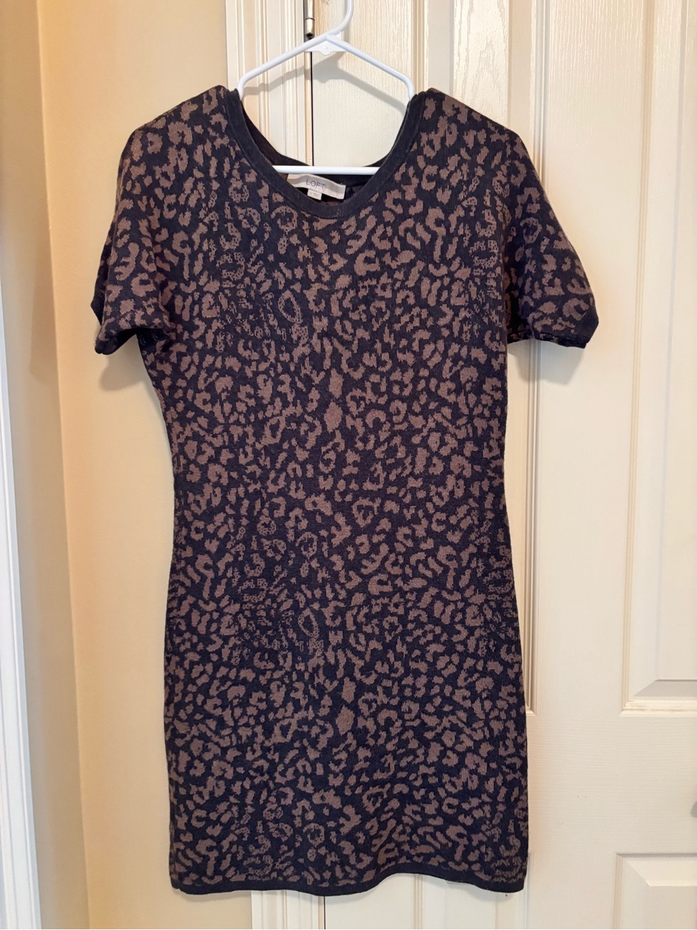 LOFT black & Taupe Leopard Print Short Sleeve Knit Top